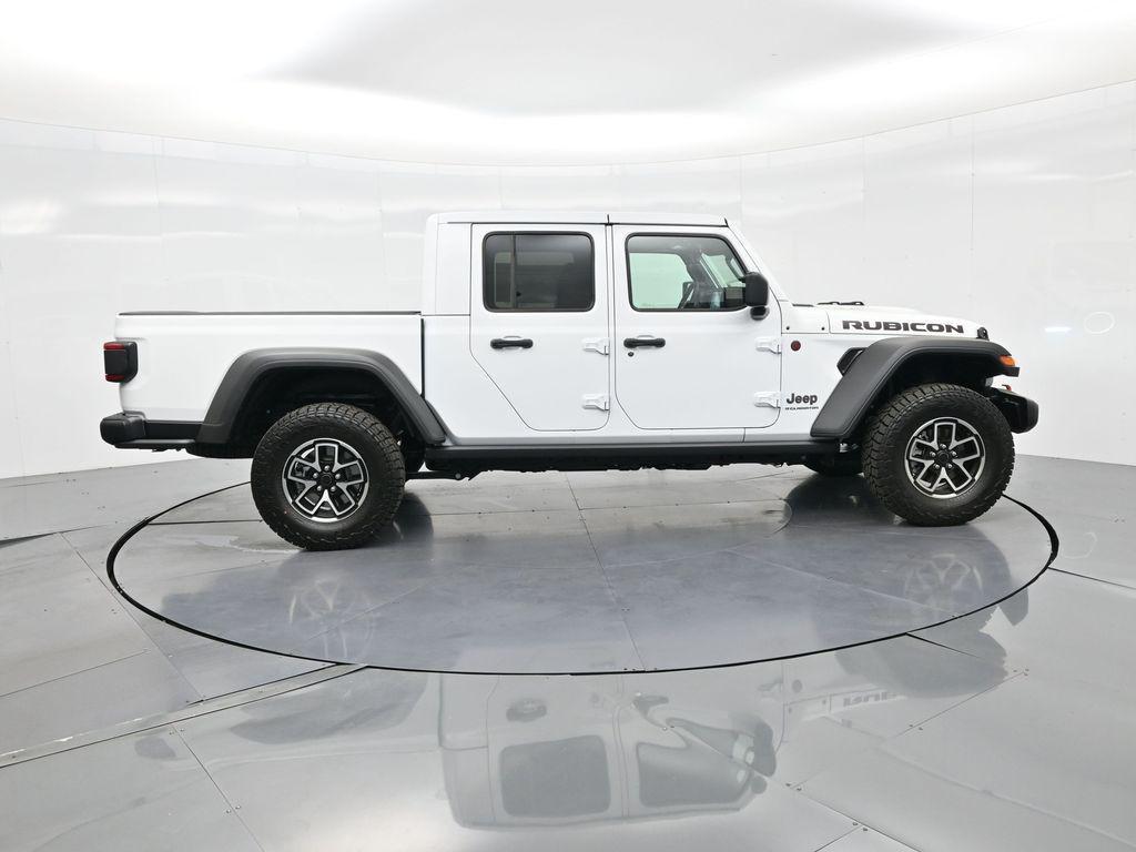 new 2025 Jeep Gladiator car, priced at $52,305