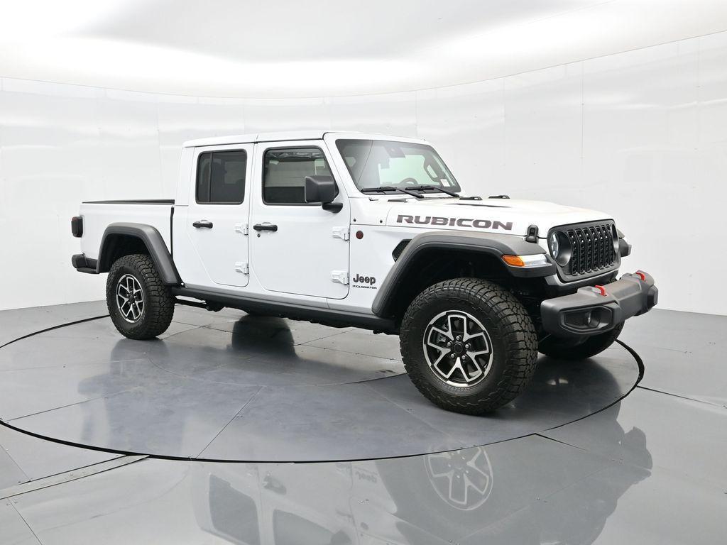 new 2025 Jeep Gladiator car, priced at $52,305