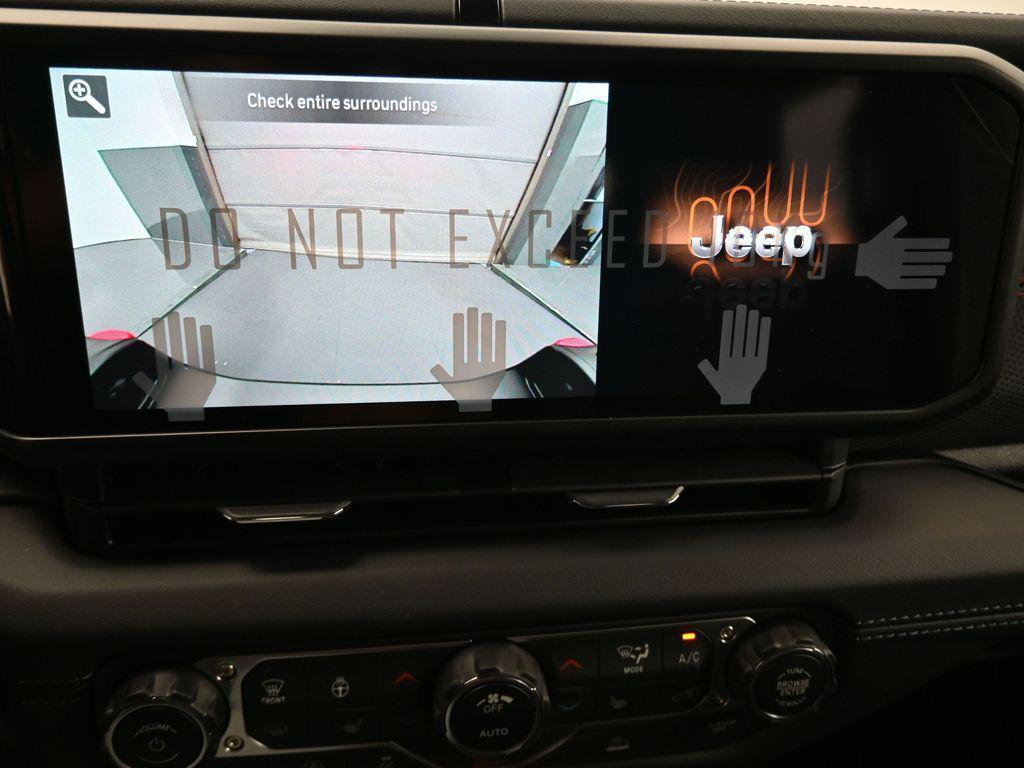 new 2025 Jeep Gladiator car, priced at $58,253