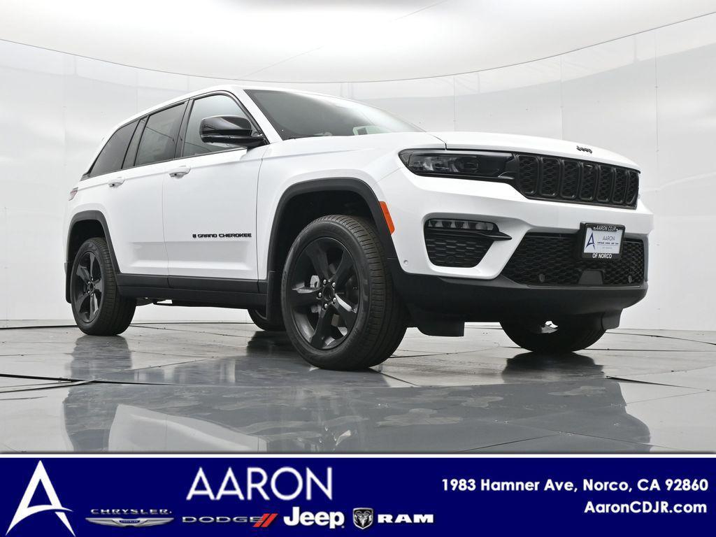 new 2025 Jeep Grand Cherokee car, priced at $50,265