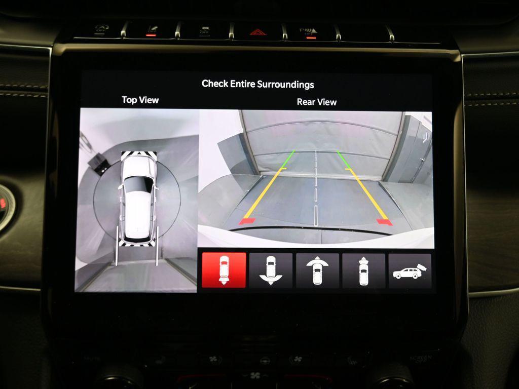 new 2025 Jeep Grand Cherokee car, priced at $50,265