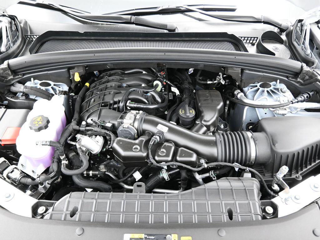 new 2025 Jeep Grand Cherokee car, priced at $50,265