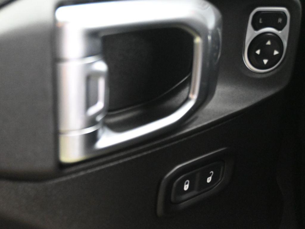 new 2026 Jeep Wrangler car, priced at $61,900