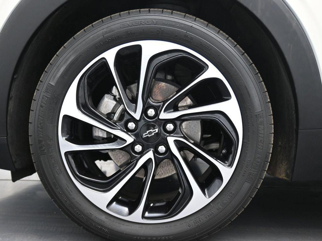 used 2023 Chevrolet Bolt EUV car, priced at $21,027