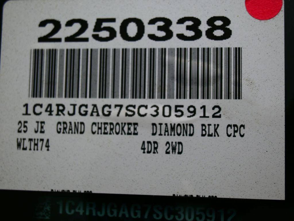 new 2025 Jeep Grand Cherokee car, priced at $29,850