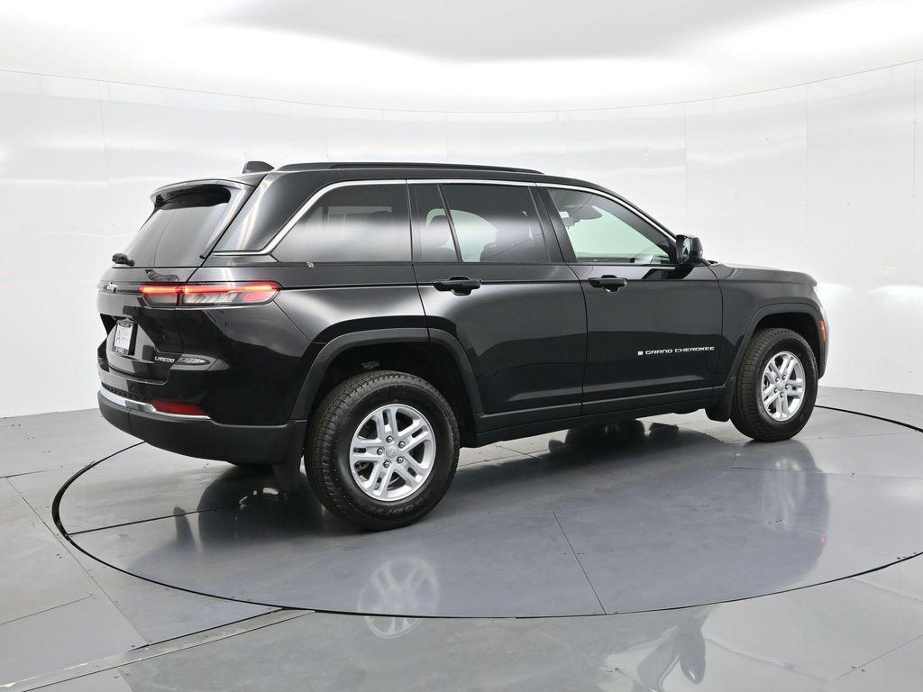 new 2025 Jeep Grand Cherokee car, priced at $29,850