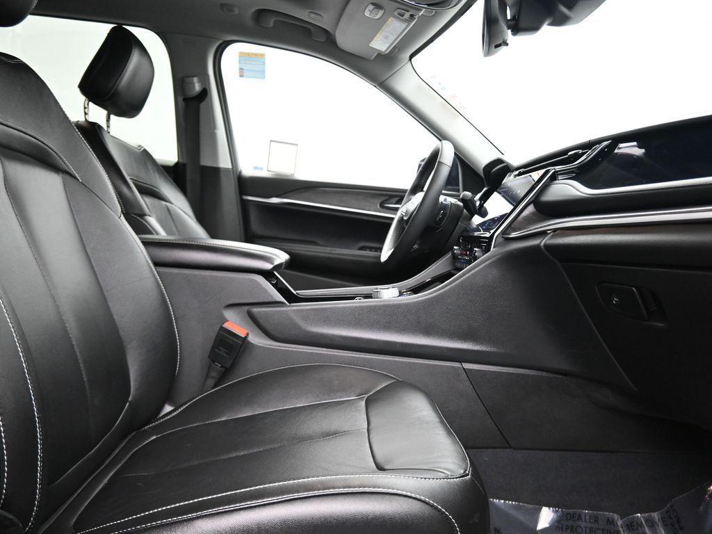 used 2022 Jeep Grand Cherokee 4xe car, priced at $27,300