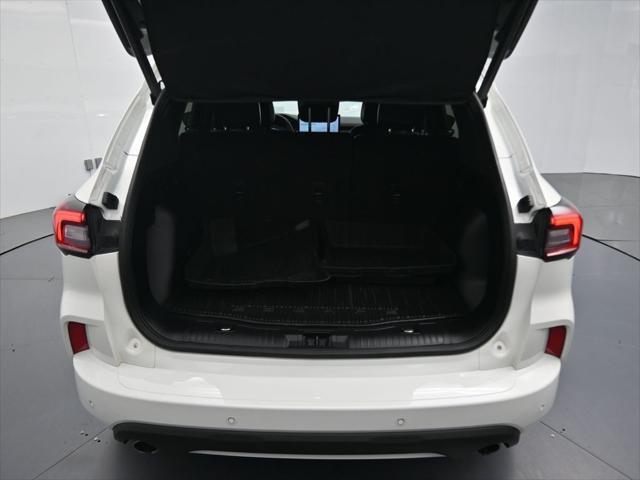 used 2023 Ford Escape car, priced at $28,222
