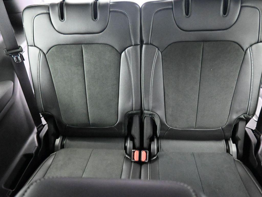 new 2025 Jeep Grand Cherokee L car, priced at $42,674