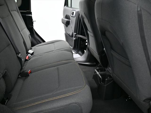 new 2025 Jeep Wrangler car, priced at $47,155