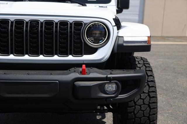 new 2024 Jeep Gladiator car, priced at $66,900