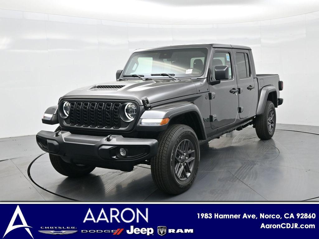 new 2025 Jeep Gladiator car, priced at $48,265