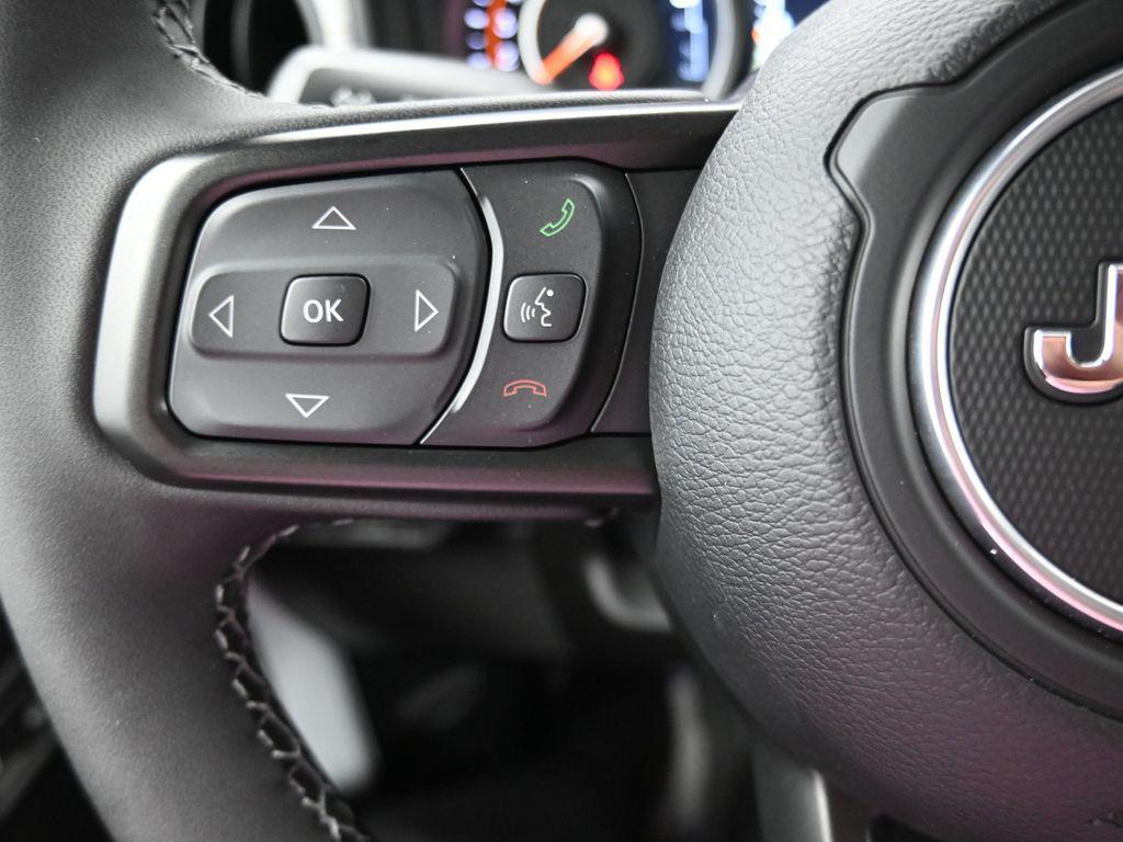 new 2025 Jeep Gladiator car, priced at $46,449