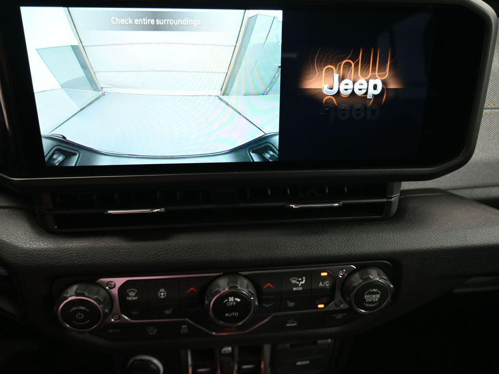new 2025 Jeep Gladiator car, priced at $46,449
