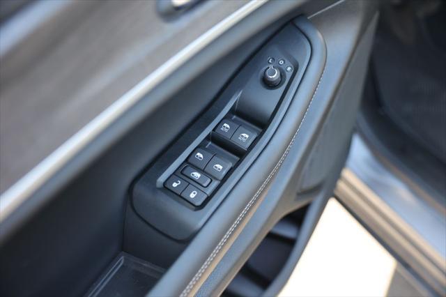 new 2025 Jeep Grand Cherokee L car, priced at $48,385