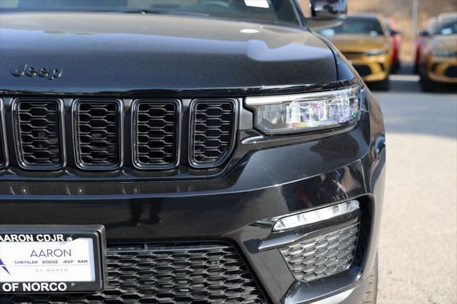 new 2025 Jeep Grand Cherokee car, priced at $43,795