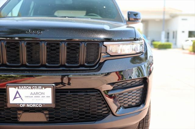 new 2024 Jeep Grand Cherokee car, priced at $40,405