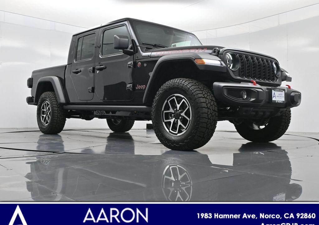 new 2025 Jeep Gladiator car, priced at $54,640