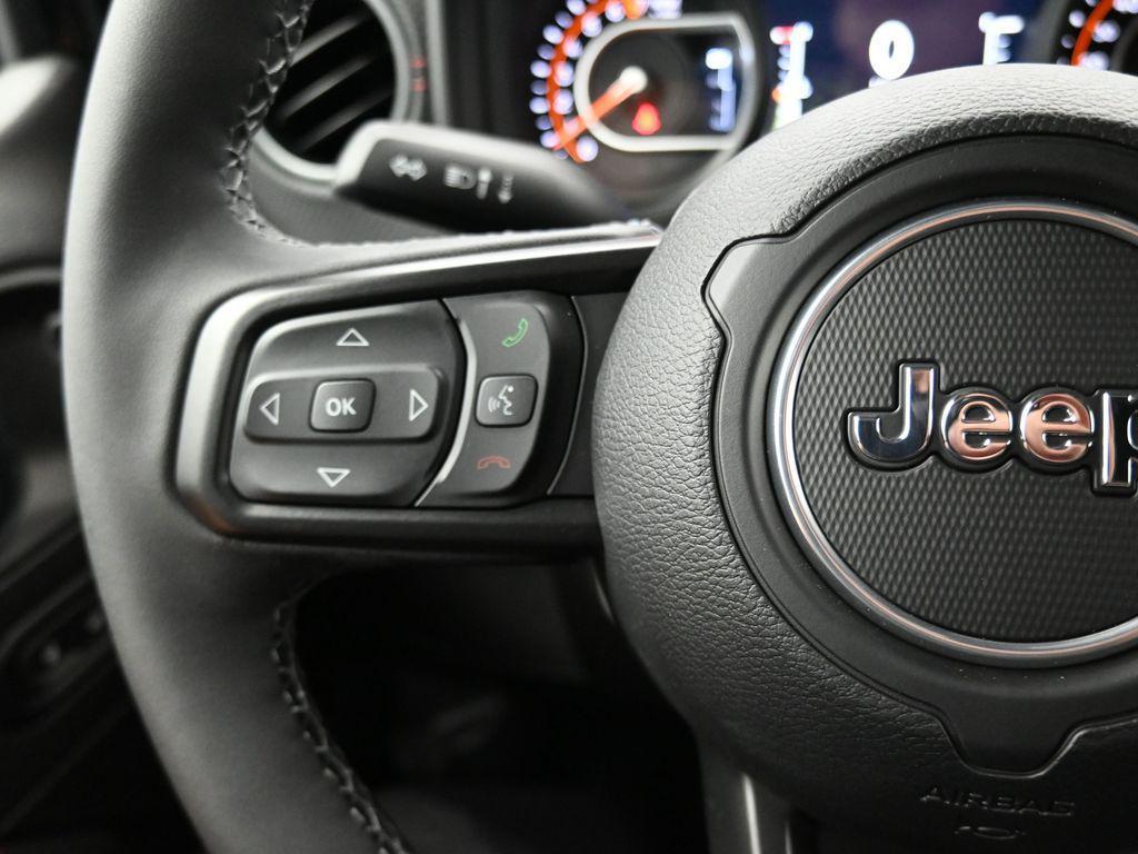 new 2025 Jeep Gladiator car, priced at $54,640