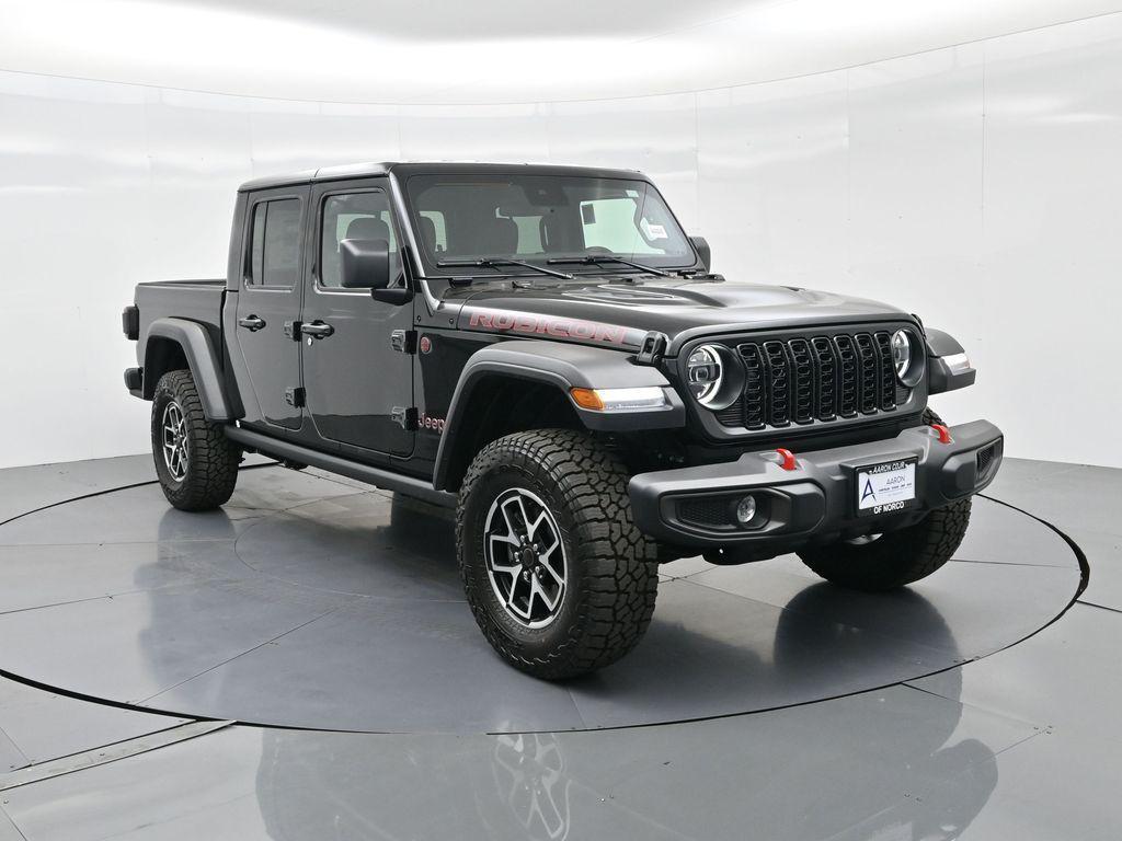 new 2025 Jeep Gladiator car, priced at $51,950