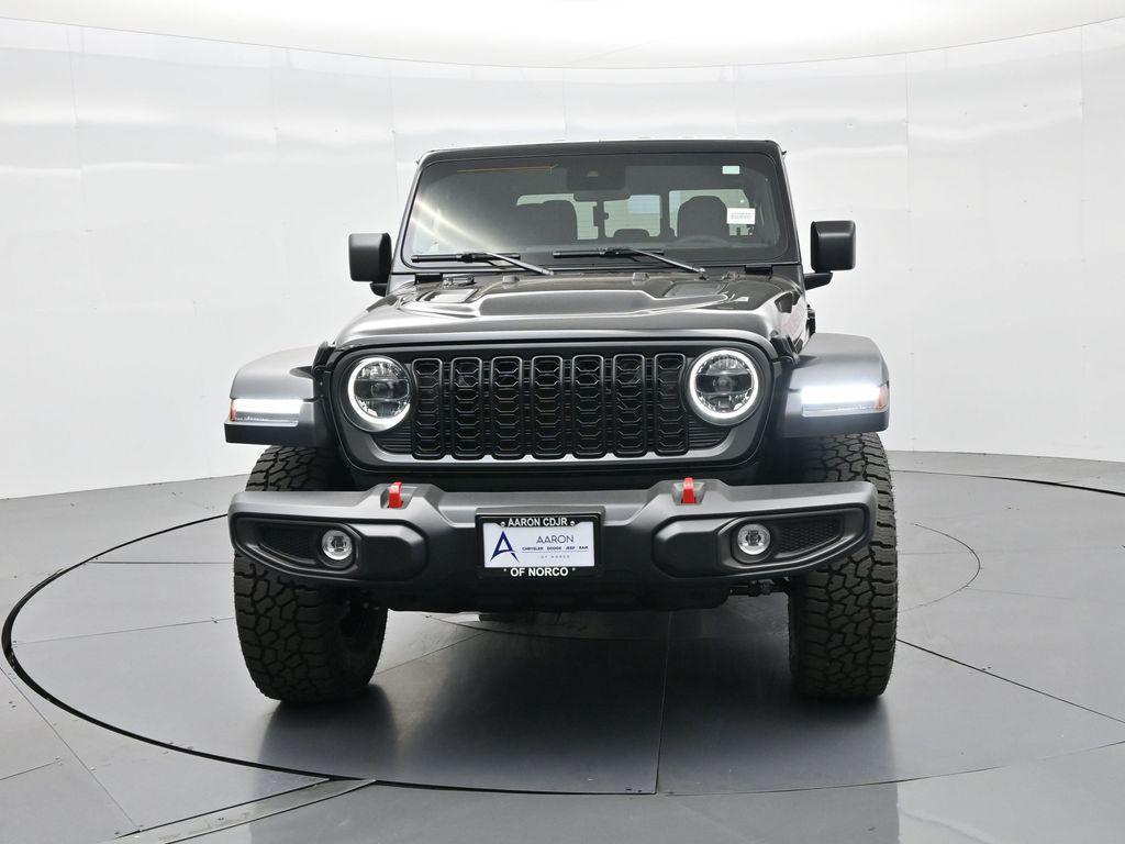 new 2025 Jeep Gladiator car, priced at $54,640