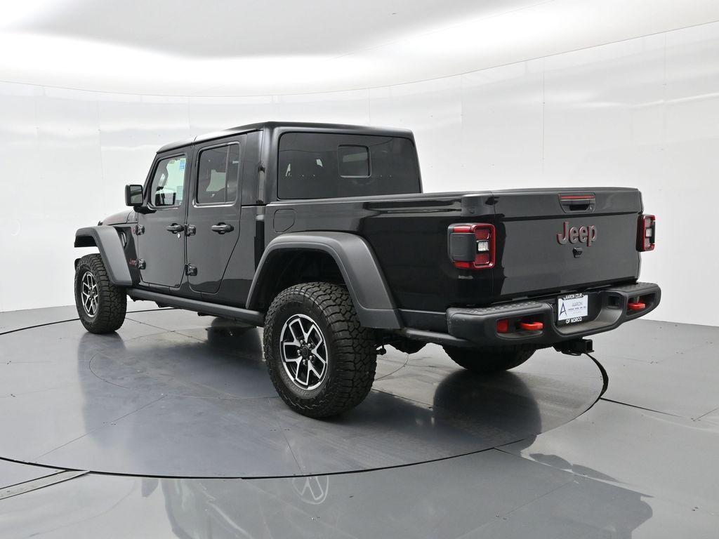 new 2025 Jeep Gladiator car, priced at $51,950