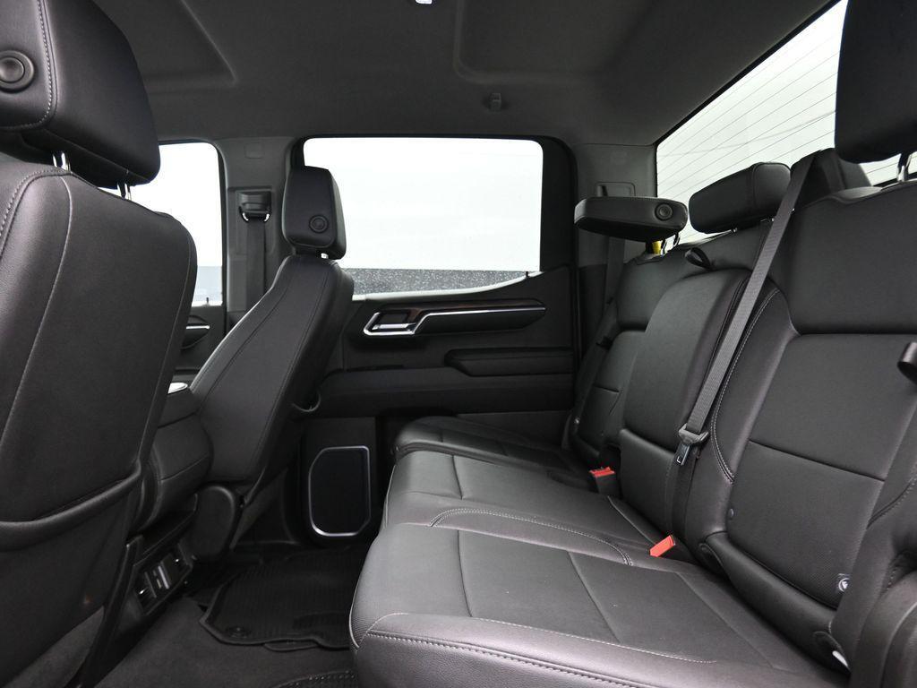 used 2024 GMC Sierra 1500 car, priced at $39,000