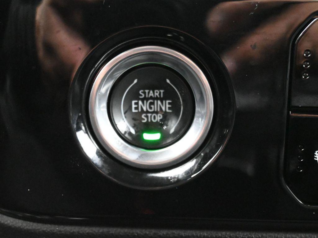 used 2024 GMC Sierra 1500 car, priced at $39,000