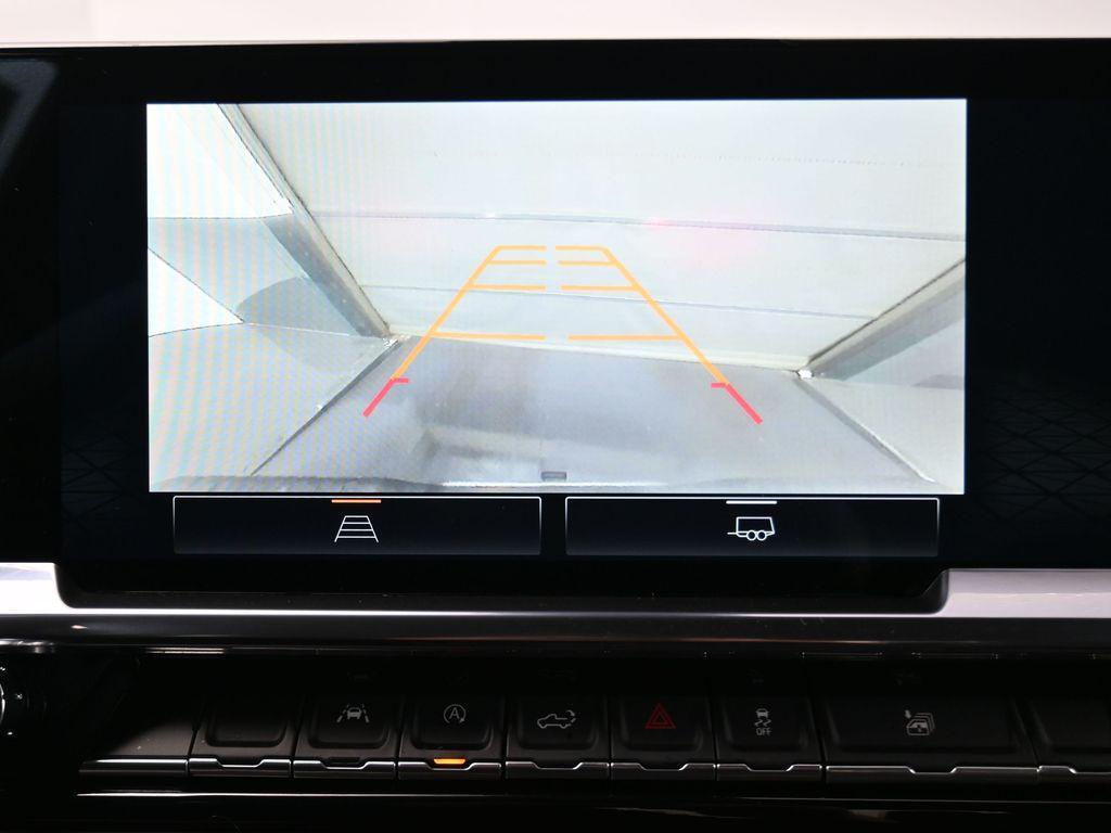 used 2024 GMC Sierra 1500 car, priced at $39,000