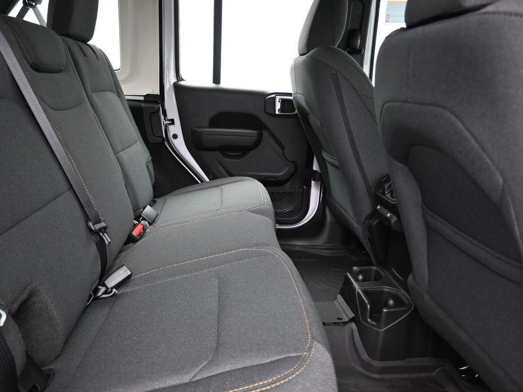 new 2025 Jeep Wrangler car, priced at $32,090