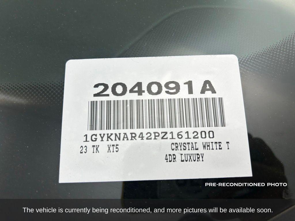 used 2023 Cadillac XT5 car, priced at $29,496