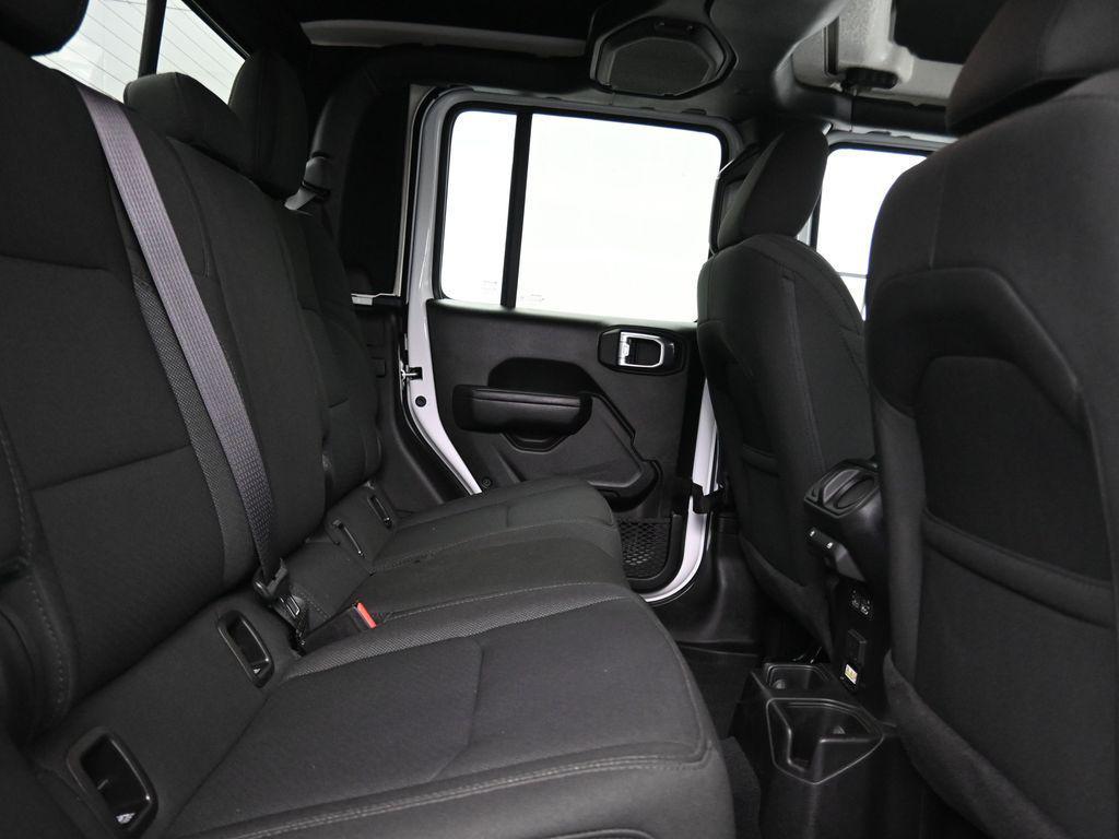 used 2023 Jeep Gladiator car, priced at $40,000