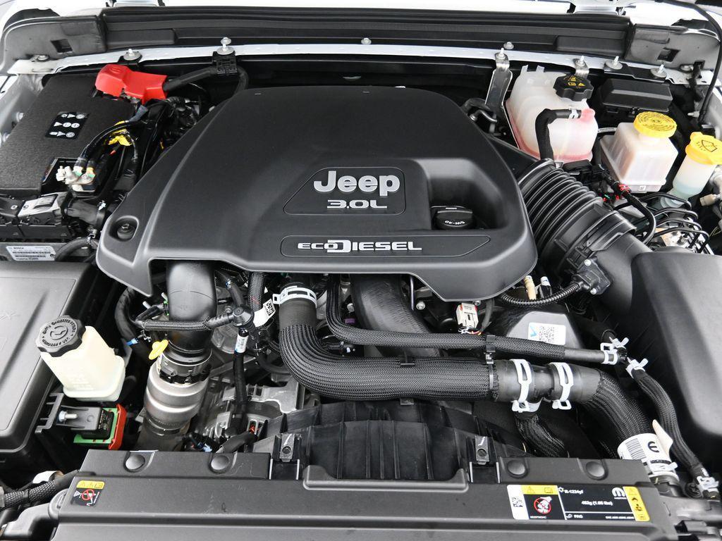 used 2023 Jeep Gladiator car, priced at $40,000