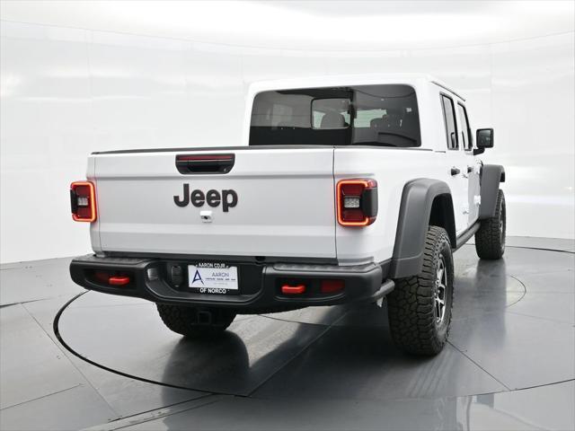 new 2025 Jeep Gladiator car, priced at $54,650