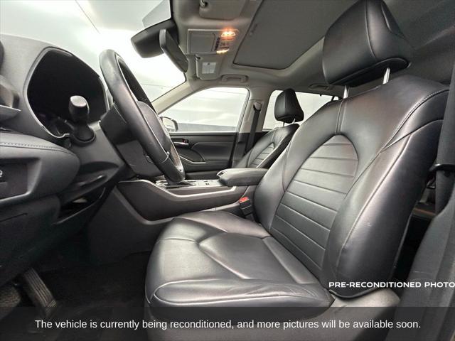 used 2023 Toyota Highlander car, priced at $36,751