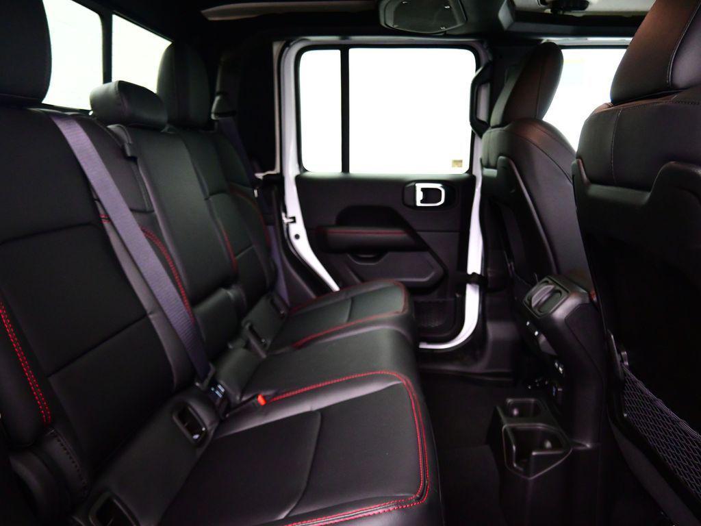 new 2025 Jeep Gladiator car, priced at $57,495