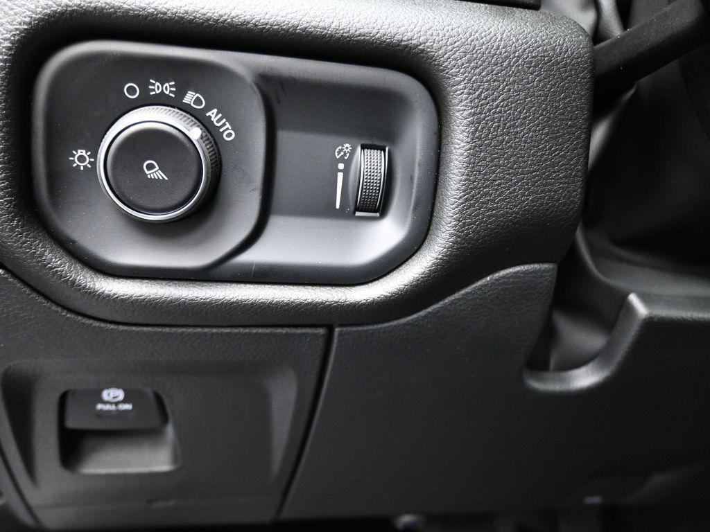 new 2025 Ram 1500 car, priced at $39,160