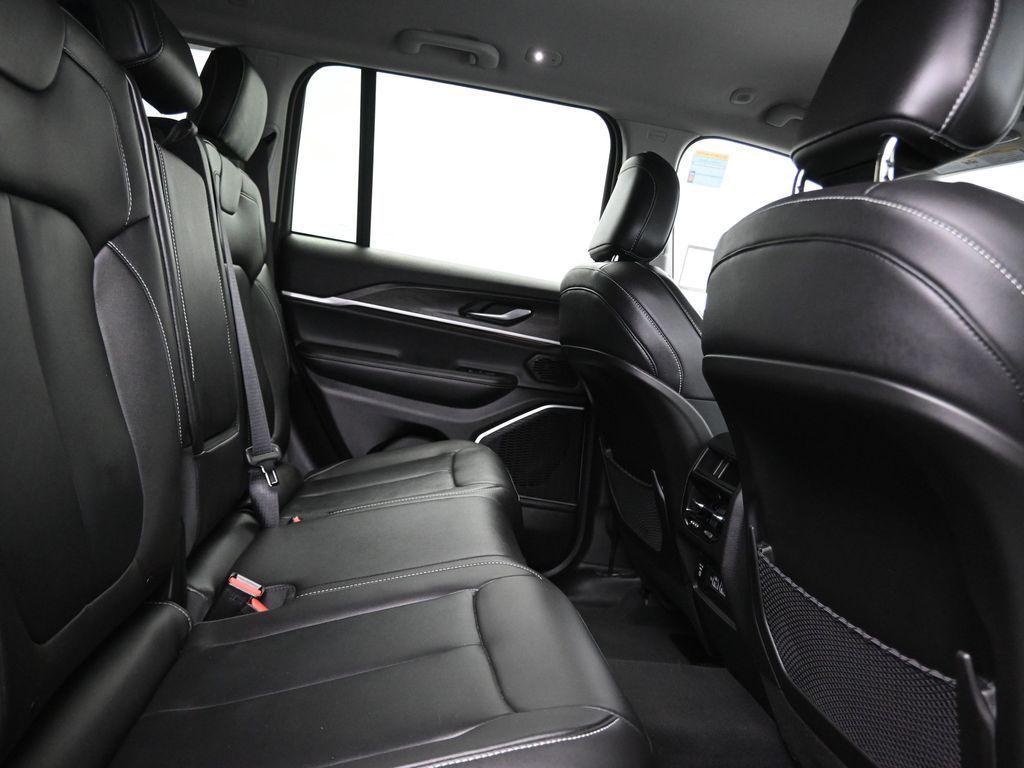 used 2022 Jeep Grand Cherokee car, priced at $29,622