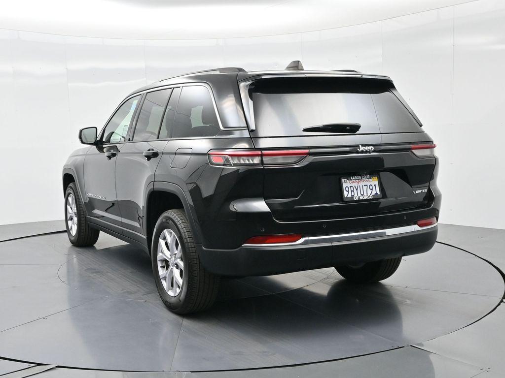 used 2022 Jeep Grand Cherokee car, priced at $29,622