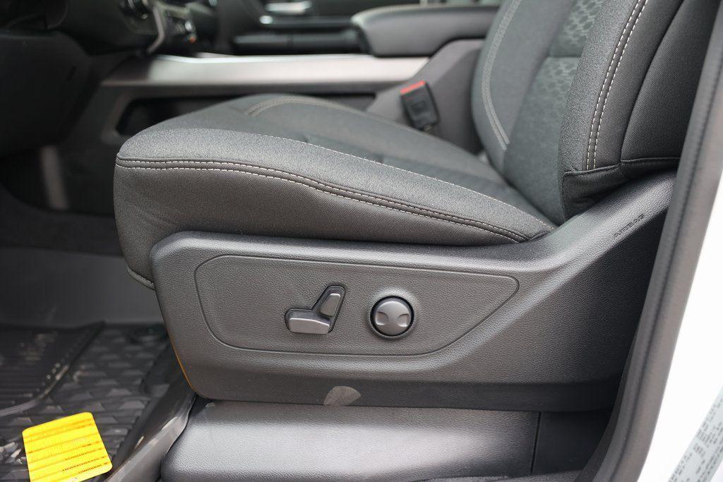 new 2025 Ram 1500 car, priced at $50,354