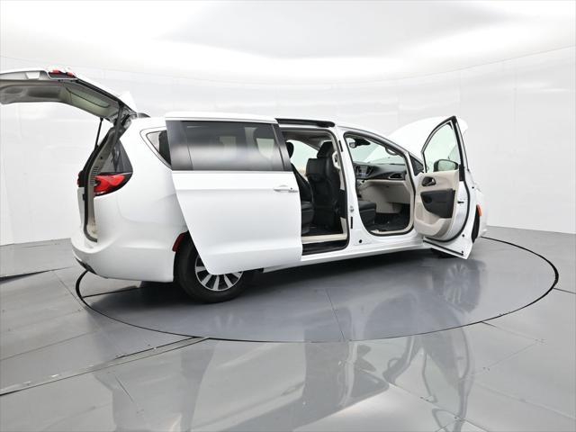 used 2023 Chrysler Pacifica Hybrid car, priced at $26,574