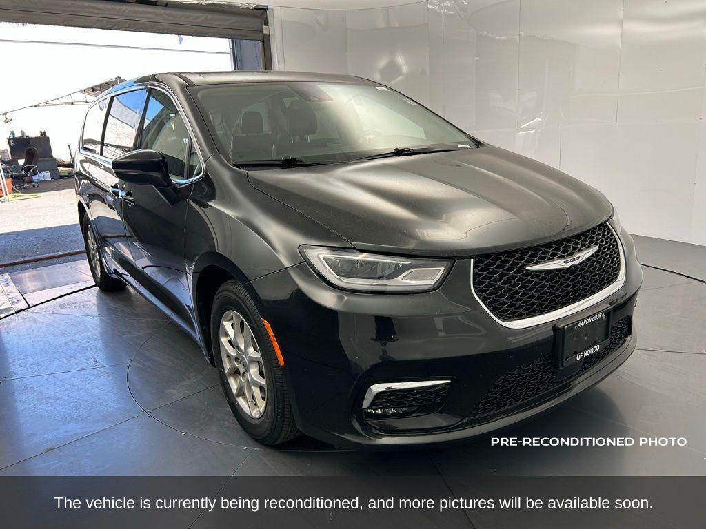 used 2023 Chrysler Pacifica car, priced at $23,761