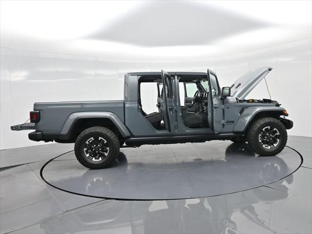 new 2025 Jeep Gladiator car, priced at $1,593,495