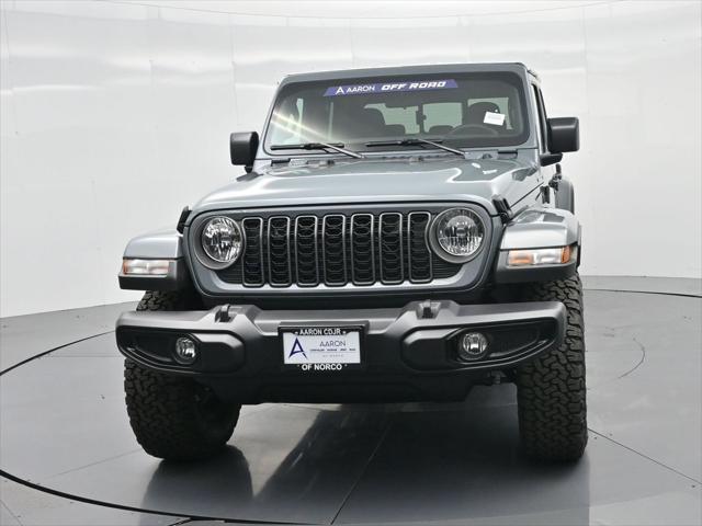 new 2025 Jeep Gladiator car, priced at $1,593,495