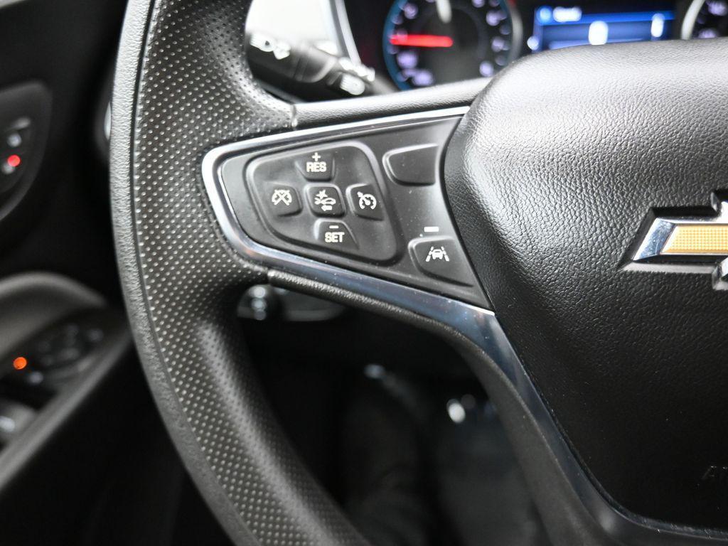 used 2023 Chevrolet Equinox car, priced at $16,900