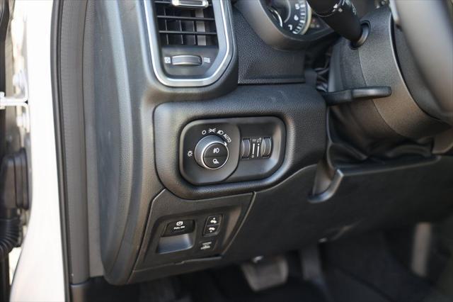 new 2025 Ram 1500 car, priced at $61,255