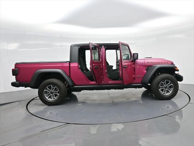 new 2024 Jeep Gladiator car, priced at $59,585