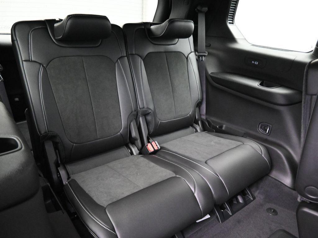 new 2025 Jeep Grand Cherokee L car, priced at $41,884