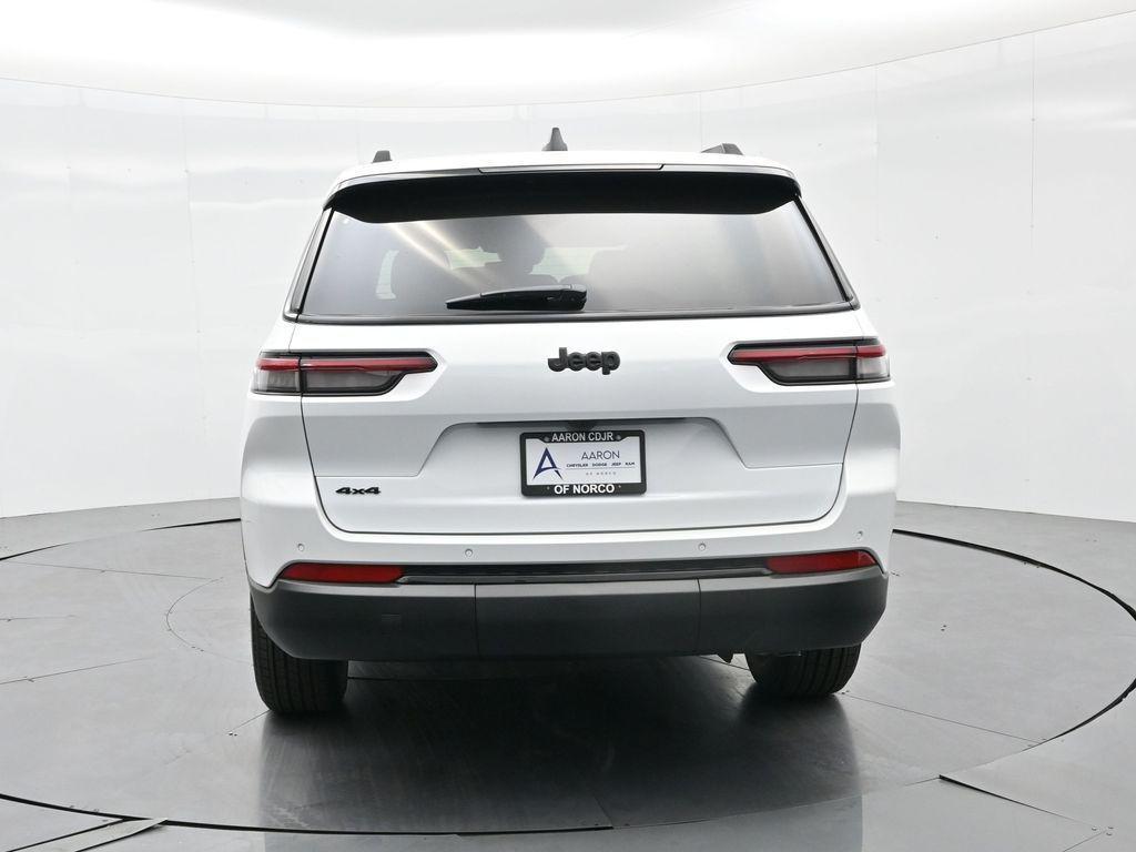new 2025 Jeep Grand Cherokee L car, priced at $39,881