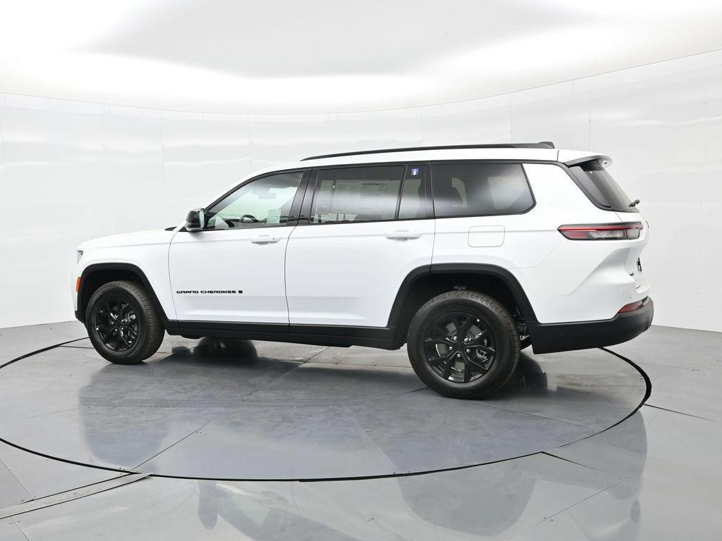 new 2025 Jeep Grand Cherokee L car, priced at $39,881